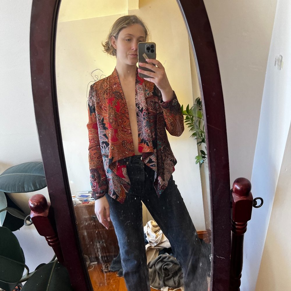 Relaxed hip blazer
